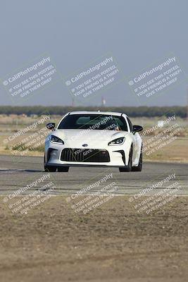 media/Oct-18-2025-Speed Ventures (Sat) [[8b3b7cf525]]/Purple/Session 1 (Sweeper)/